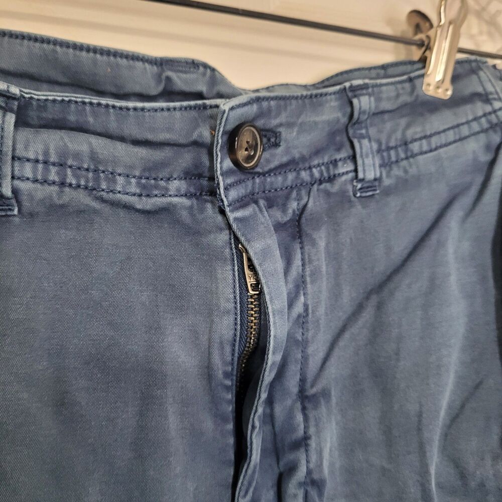 Vineyard Vines size 30 men shorts distressed pockets zip button - Picture 4 of 7